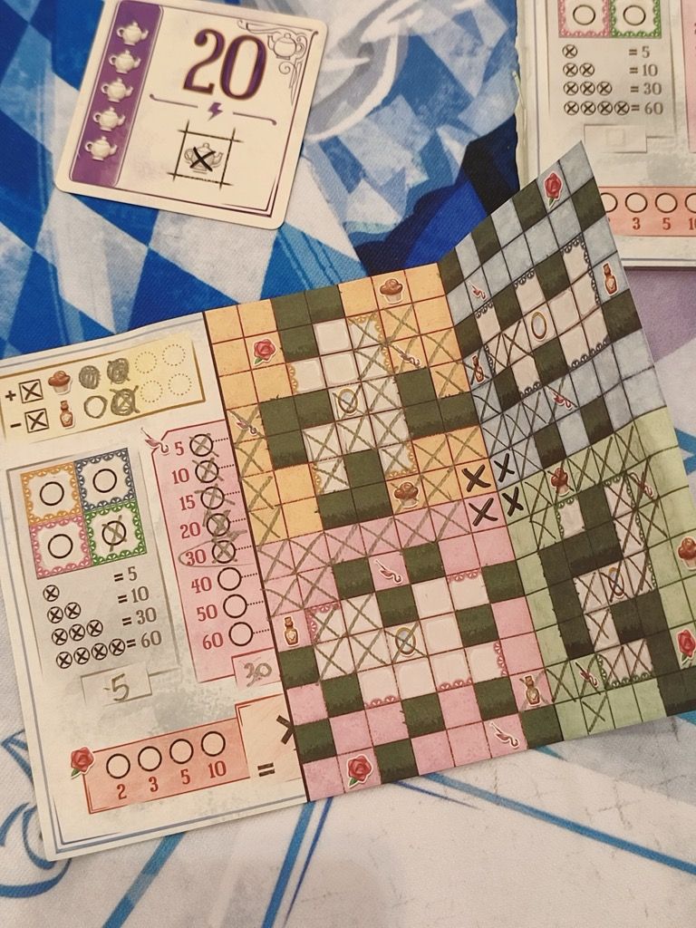 Jeu de Draw&Write plutôt malin à venir fin novembre . Jean-Rémy repartira avec sa boite.