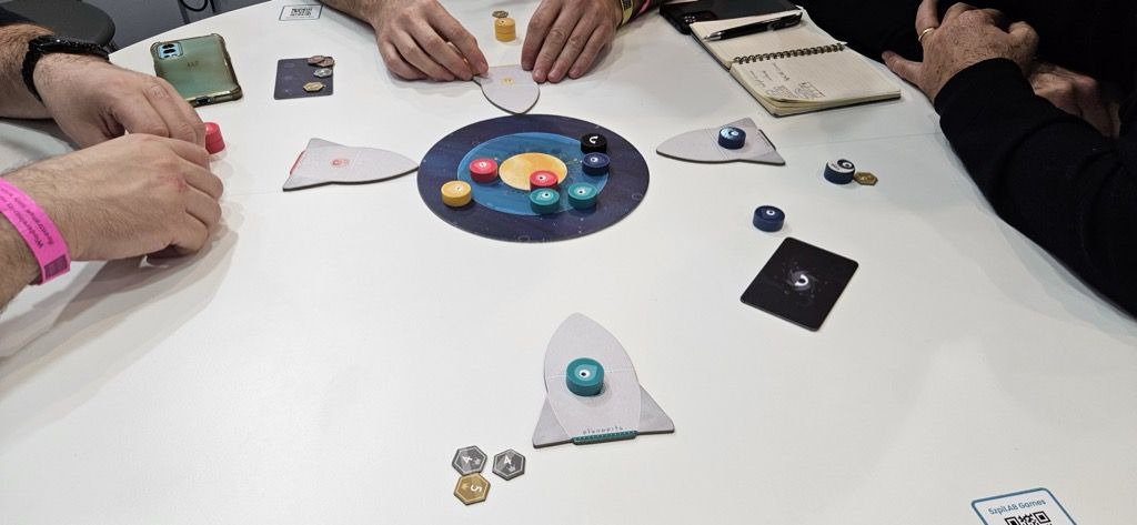 Un jeu qui reprend la mécanique du croquignole : on passe un très bon moment mais le prix du jeu nous refroidit.