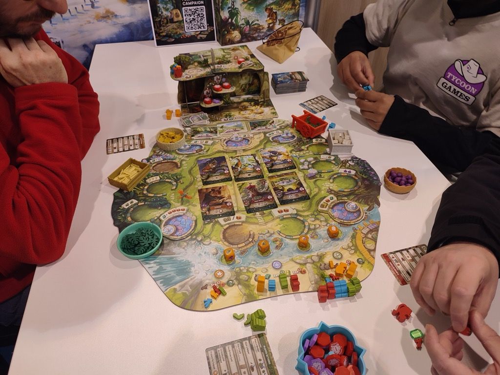 Yannick et Cyril découvrent Everdell Silvertfrost.