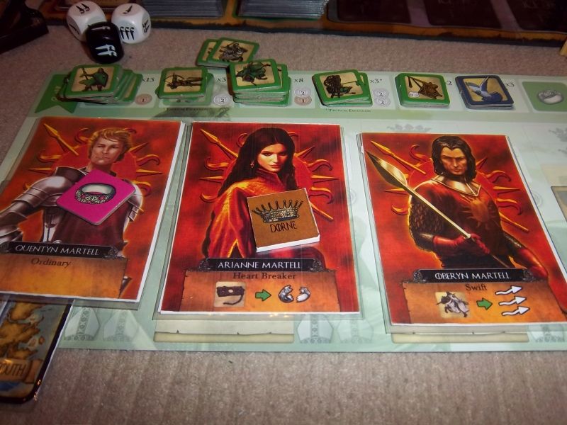 La famille Martell au meilleur de sa forme. Il manque Gerold Dayne, envoyé au Mur suite à son attentat raté. Quentyn est l'époux de Cerseï Lannister et Arianne est comtesse de Dorne