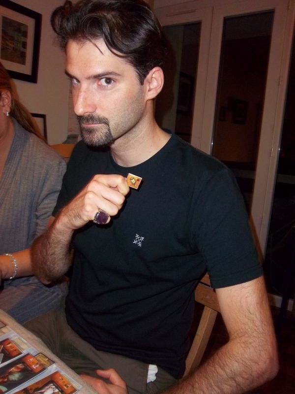 Le vainqueur, le fourbe, le traître, l'infréquentable" Cartal" Tully... et en plus, il est très méchant !  :-))