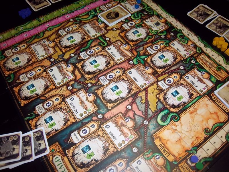 Je sens que certains vont trouver le plateau trop chargé....ben moi, non, et si d'ailleurs on le regarde de plus près...