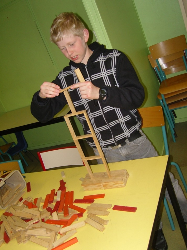 Les Kapla, l'autre jeu en bois. Renversant...