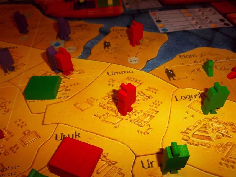 Des envahisseurs partout...et une bataille à coté de la cité de Nippur, qui appartient à aucun des deux belligérants