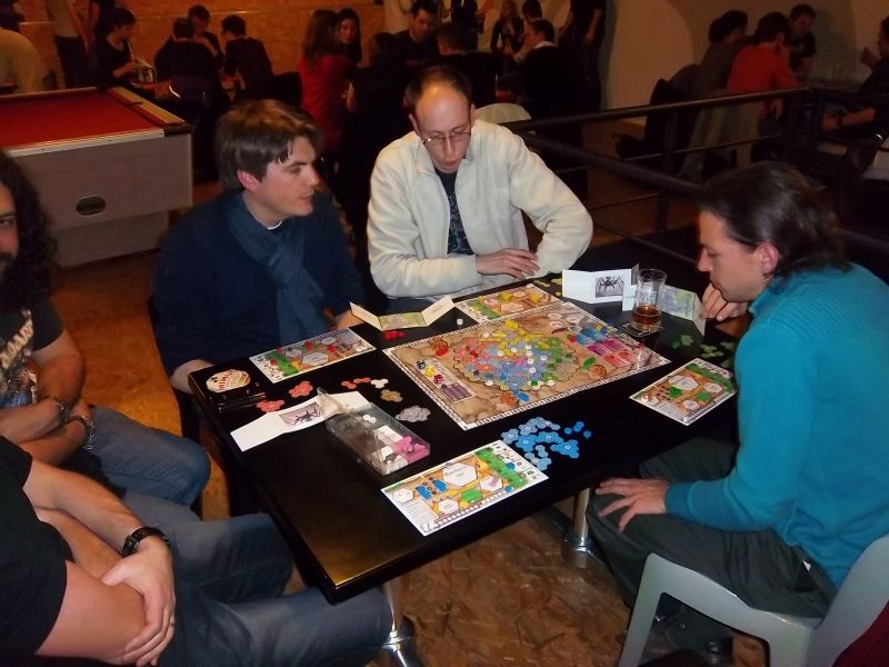 Messieurs Unkle, Bart et Loïc Lamy, mes partenaires pour la partie-test d'Anterpryse à la Baraka-jeux