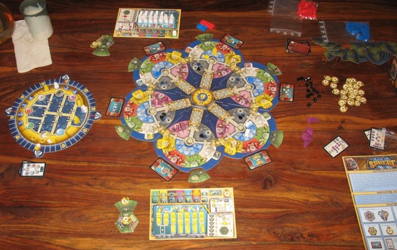 La mise en place pour 2 joueurs avec les sous-marin d'un joueur neutre