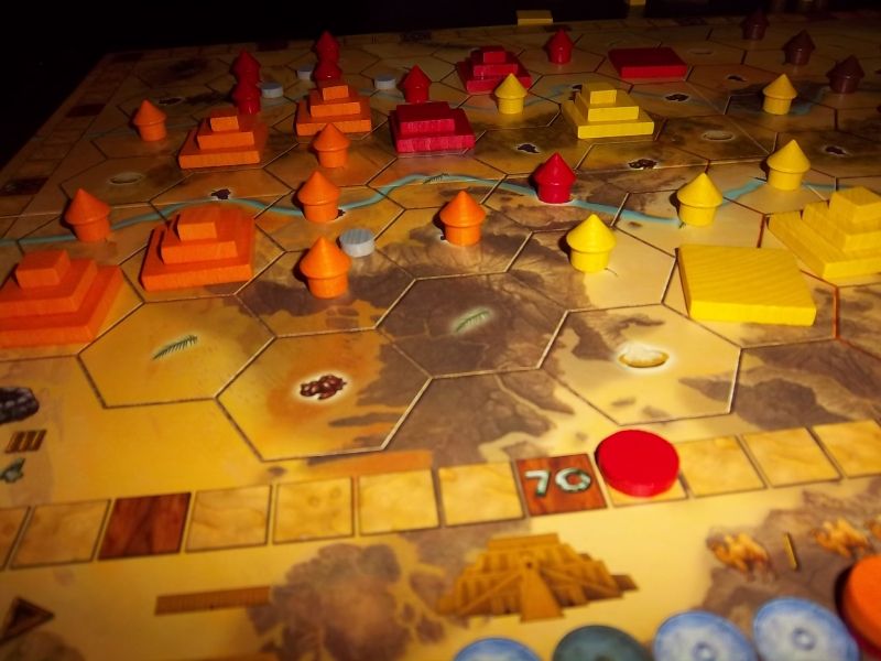 Oui, on a forcé sur les Ziggourats, au détriment des puits...