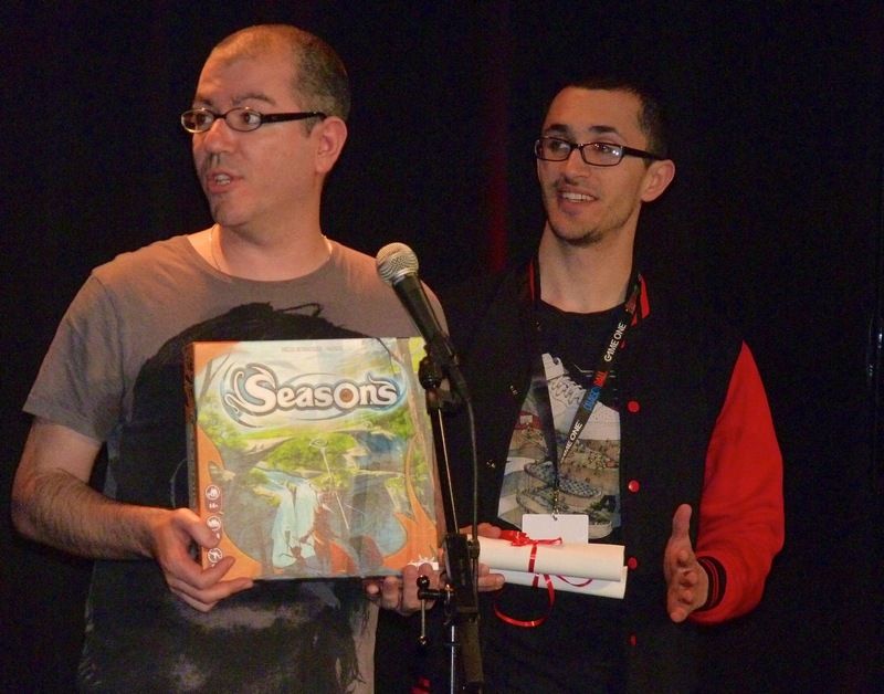 Ca suffit !!! Et qui qui c'est qu'il a gagné alors ? C'est nous ? c'est nous ??