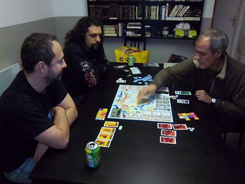 Monsieur Zhor aux explications de Bios Megafauna, pour messieurs Franz et Bloodyraoul sages comme des images. 