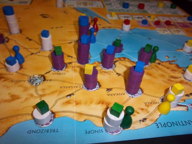 En bleu, les armées et villes de M. Kapitch.