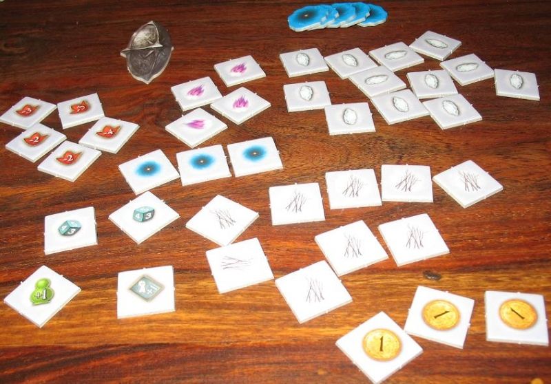 de petits jetons carrés...