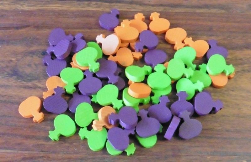 Magnifiques pions potions en bois de 3 couleurs