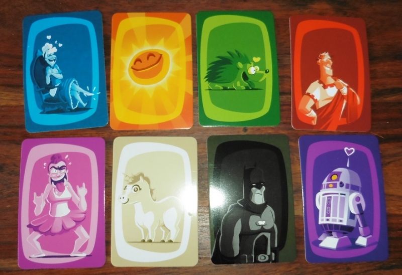 Voici les cartes joueurs qui correspondent bien aux 8 couleurs des pions...