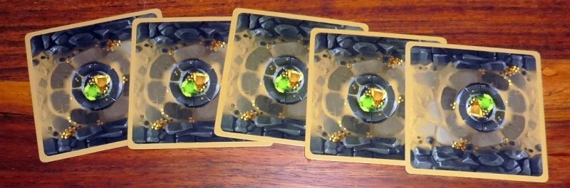 Voilà la nouveauté... ces cartes changent radicalement le jeu :D