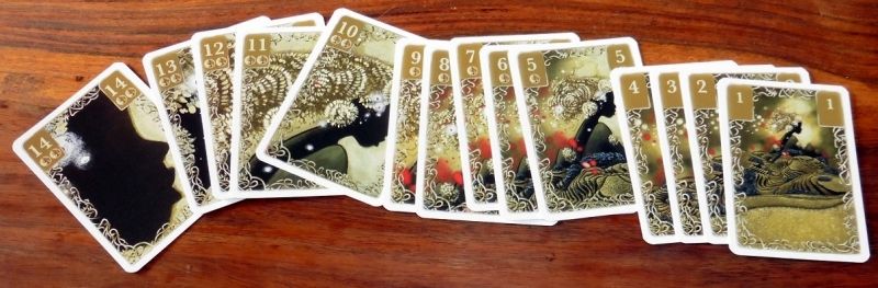 Toujours le même principe du zoom sur le visage, noir cette fois-ci.