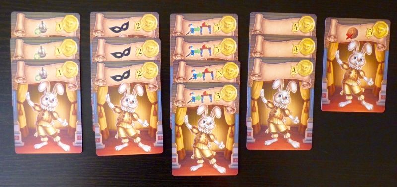 Les 14 cartes Comédiens avec leur cachet jaune.