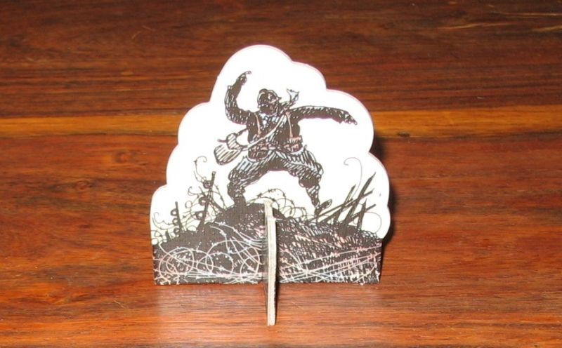 A chaque manche le premier joueur (chef de mission) change et va décider de la difficulté de la mission.