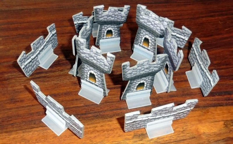 Le chateau en 3D est constitué de 6 remparts et 6 bastions : résisteront-t-ils aux assauts des monstres ?