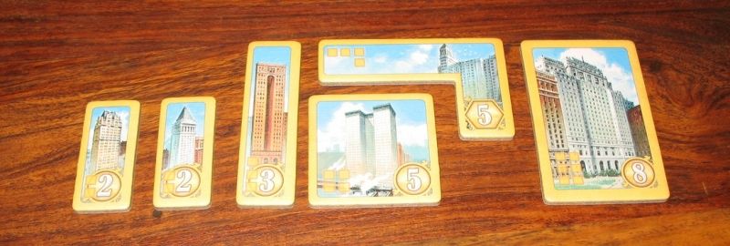 Quelques petits, mais surtout 2 gros et un immense gratte-ciel !