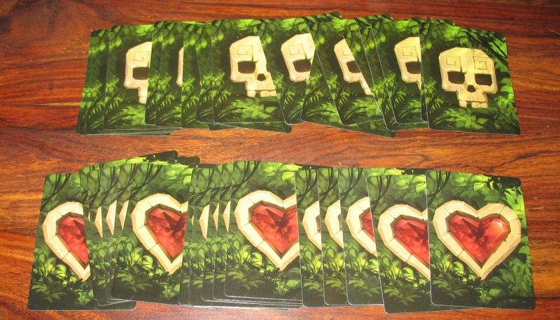 Des cartes en guise de points de vie recto/coeur et verso/mort !