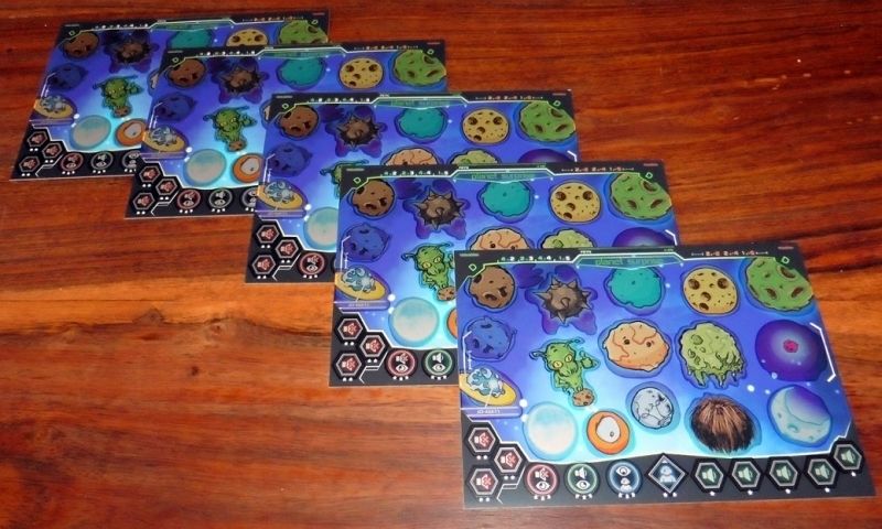 Voici l'ensemble du matériel de jeu :D