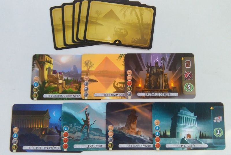 les 7 merveilles du monde antique, Il est appréciable d'avoir de nouvelles illustrations de Miguel Coimbra.