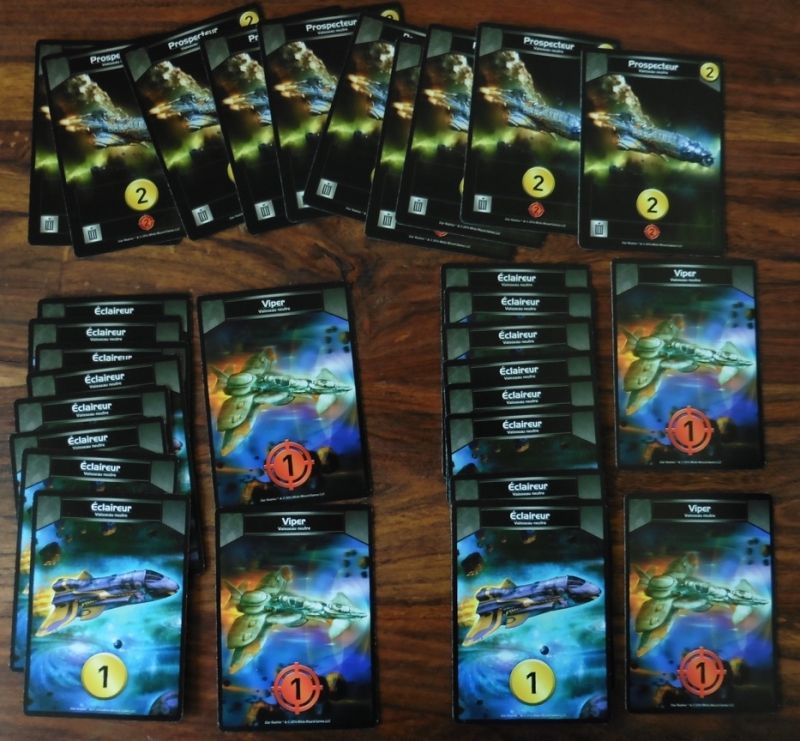 Les 2 mêmes decks de départ (8 éclaireurs et 2 vipers) et les prospecteurs toujours disponibles à l'achat !