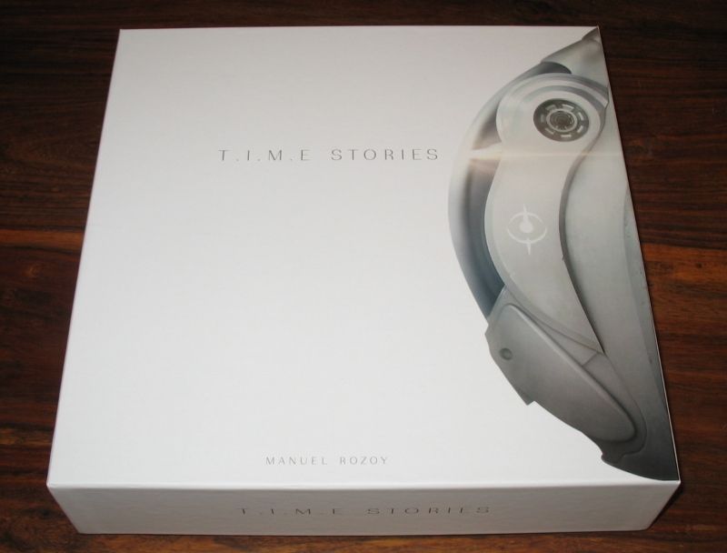 Simple, sobre, très classe, qui donne envie d'aller voir dedans :)