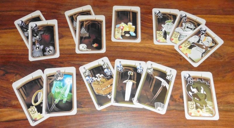 Ce que vous pourrez trouver dans la mine : rats, terre, trésors, orcs, dragons !! des Bonus mais aussi pleins de choses étranges...