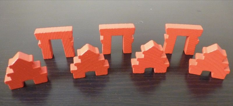 Les bâtiments de prestige : les 3 torii derrière et les 4 palais devant.