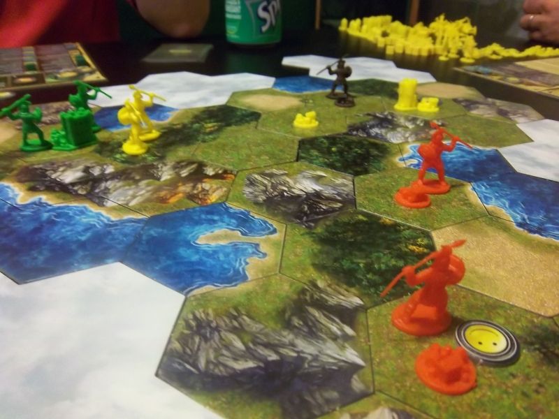 Des intention bellicistes manifestées très tôt par les joueurs. Remarquez la présence du barbare : il sera le seul à apparaître...avant d'être envoyé ad patres.