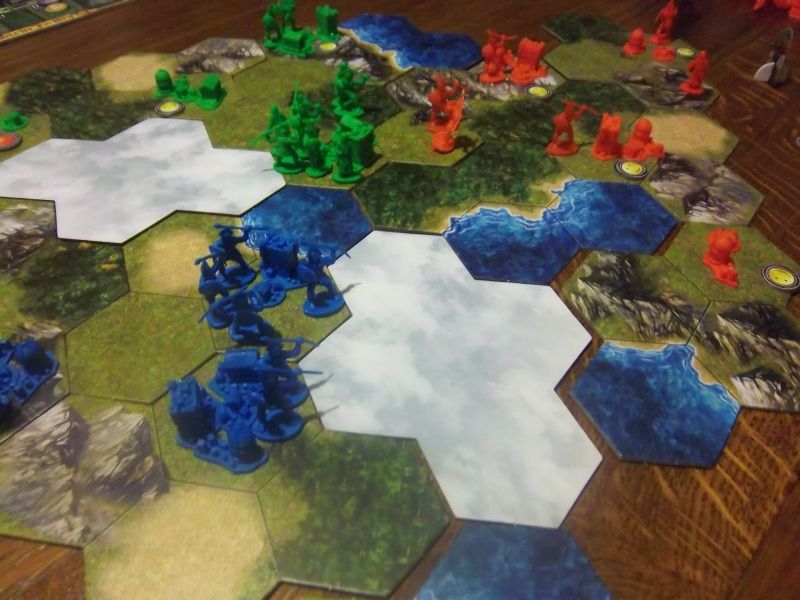 Oui, maintenant, il y a du militaire partout. L'équilibre de la terreur. 