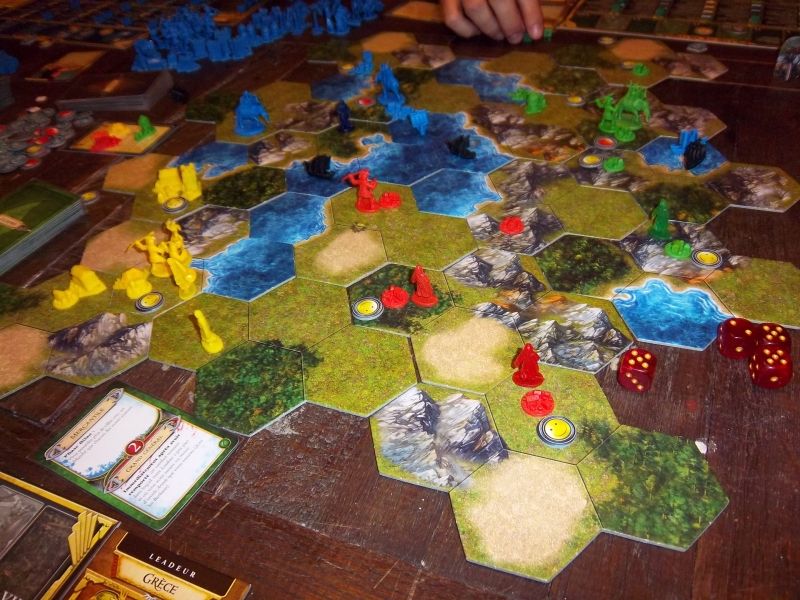 Toutes les terres sont découvertes, et des éléphants ont fait leur apparition.