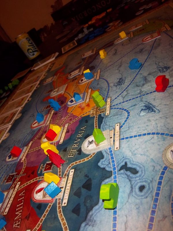 Des villas, des colons, des bateaux...