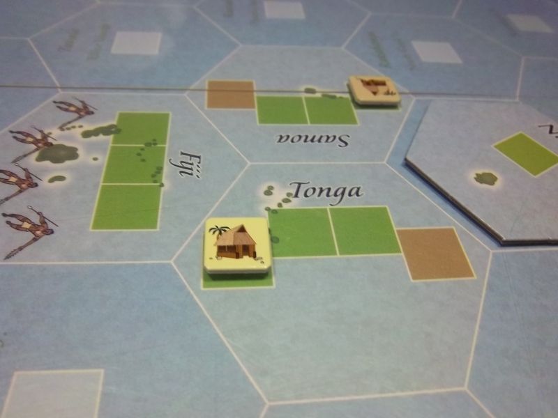 Ma base de départ, les îles Tonga. En face, les samoans de monsieur Luc. A coté, les Fidji, bien défendues...