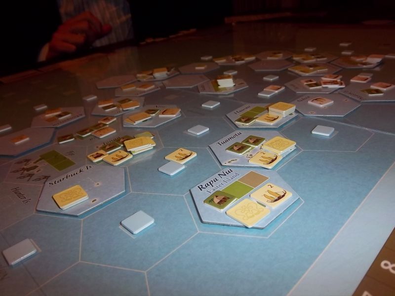 Mon expansion à un ou deux tours de la fin de la partie. Il me restait encore de la place pour quelques villages, mais c'était insuffisant pour inquiéter monsieur Luc