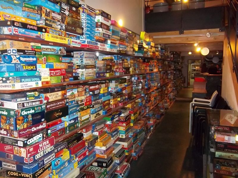 Au passage, "quelques" jeux présents à la baraka-jeux...et encore, là, on ne voit pas tout. 