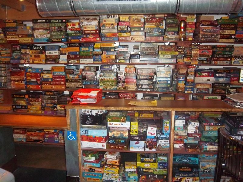 Quelques jeux que tout bon animateur du festival du jeu de Montpellier doit connaître... et encore, je parle ici d'un animateur débutant...