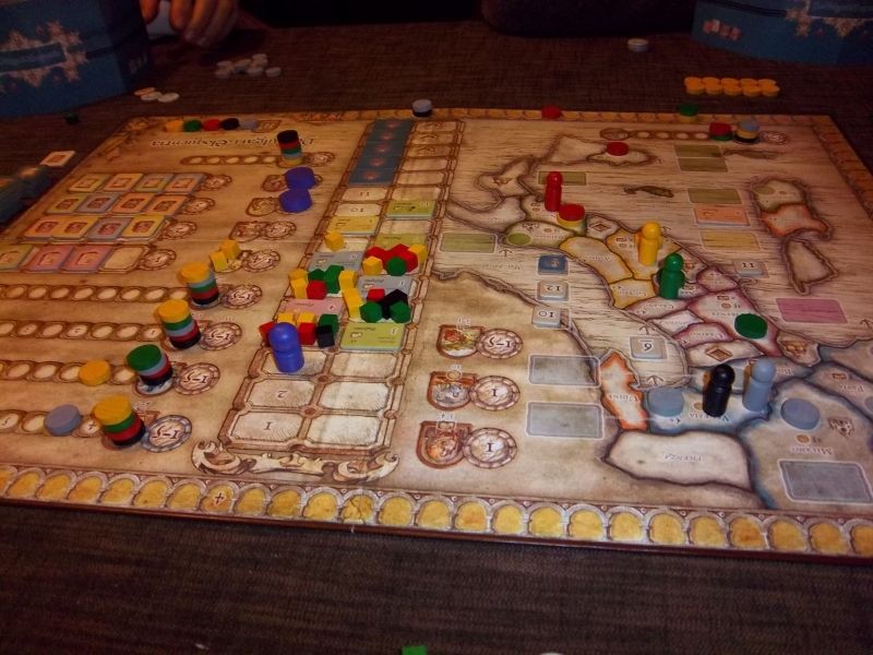 La partie a commencé : j'ai quitté la Sicile pour venir à Napoli. 