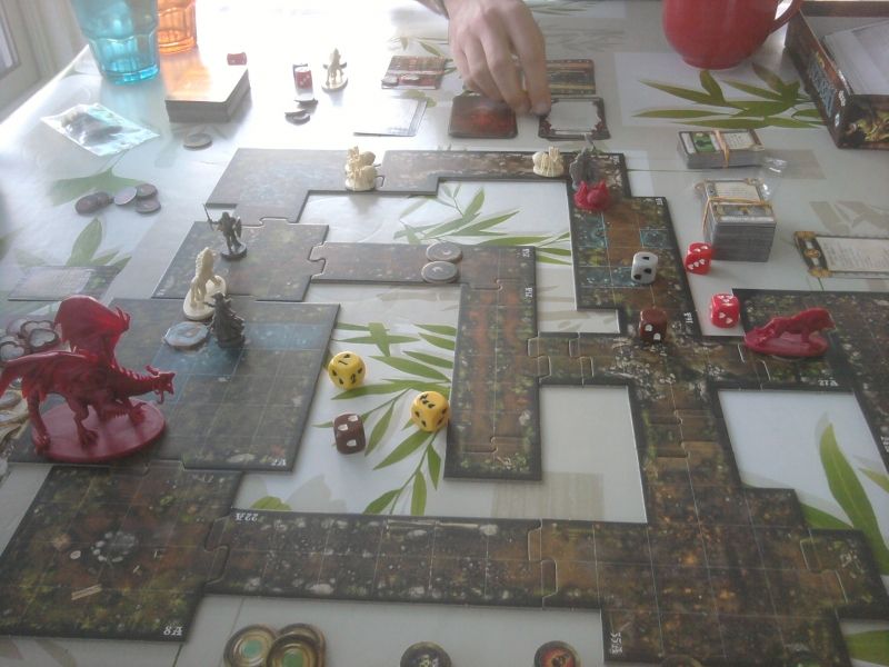 Ca y est, Valyndra se pose pour nous affronter. Mais l'Armure est toute proche de la sortie, impliquant notre défaite.