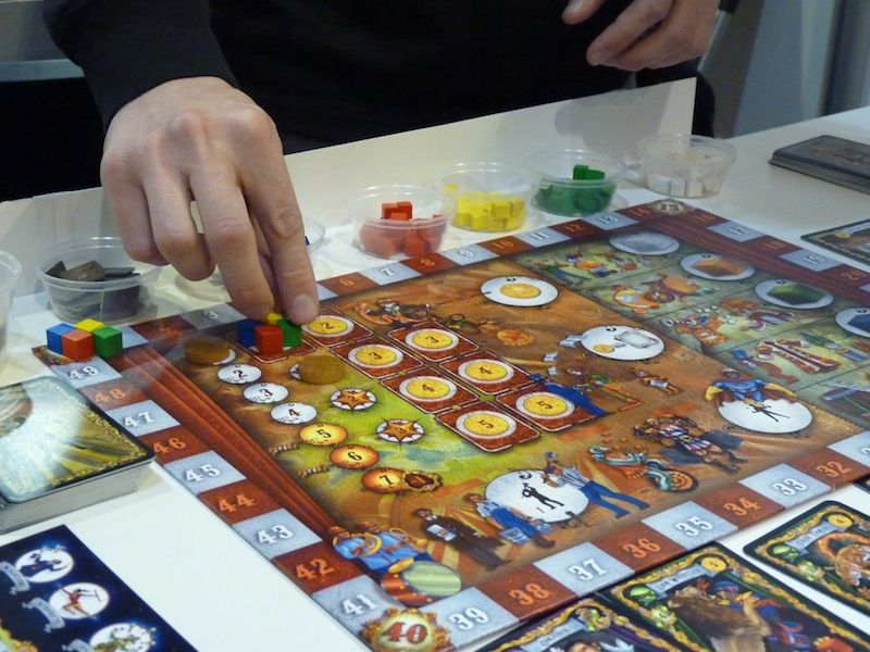 4-407 - Artipia Games