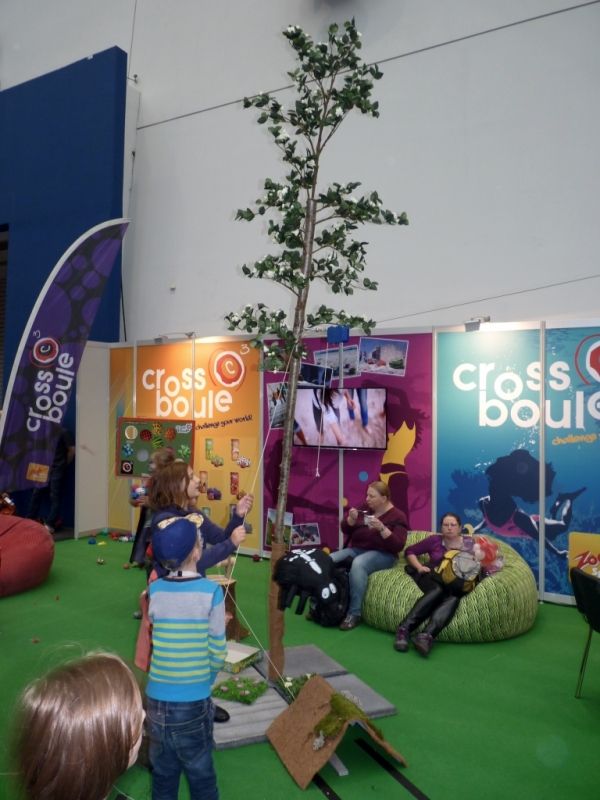 Gare à la toile en version très grand format