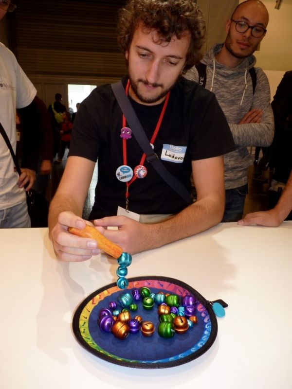 Magnifique matos très original pour Bellz