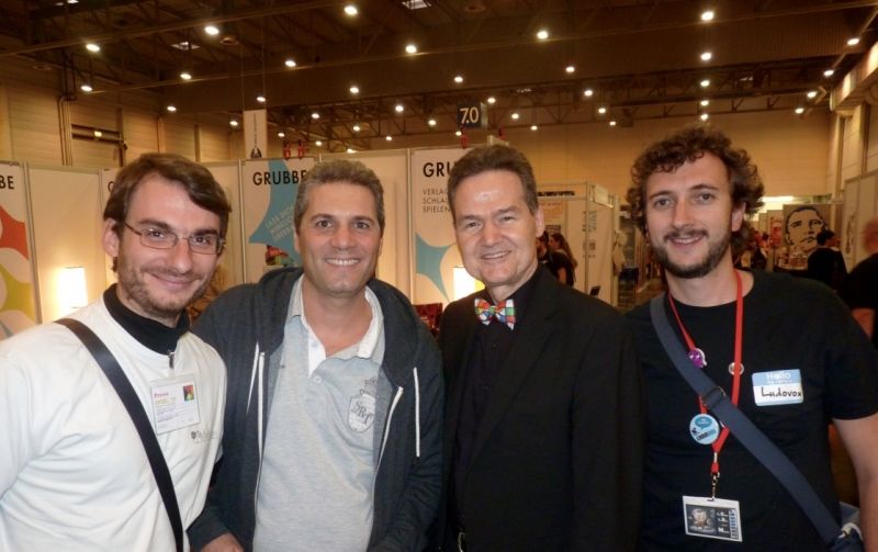 Cyril83, le photoreporter anonyme, le professeur Knizia et Bardatir