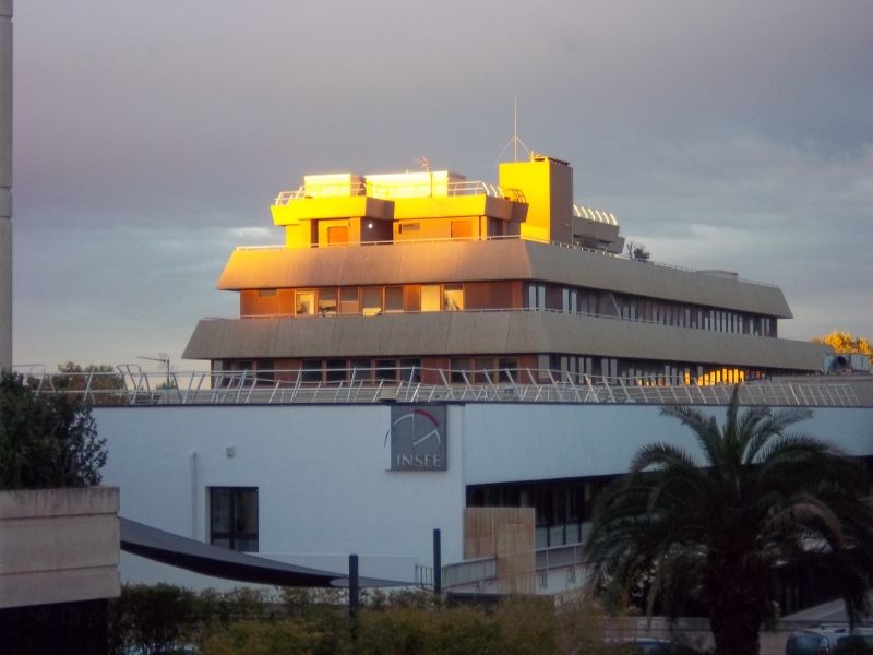 Et pour finir, juste à coté du festival, une image qui m'a fait penser à la pochette de l'album "Animals" de Pink Floyd.... les connaisseurs apprécieront.