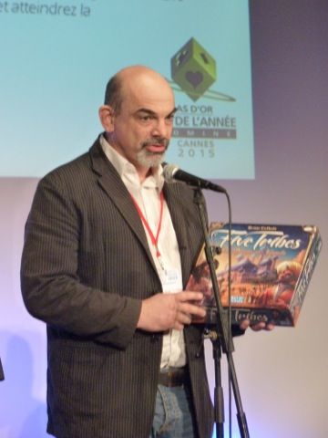 L'auteur qui remercie ses parents, ses amis, ses montagnes, ...