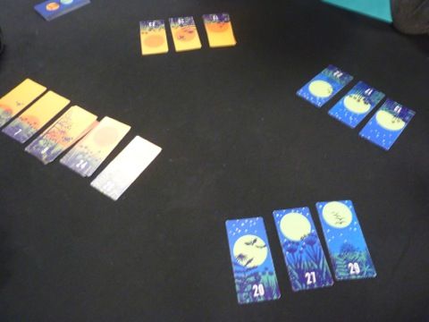 les cartes lunes et les cartes soleil