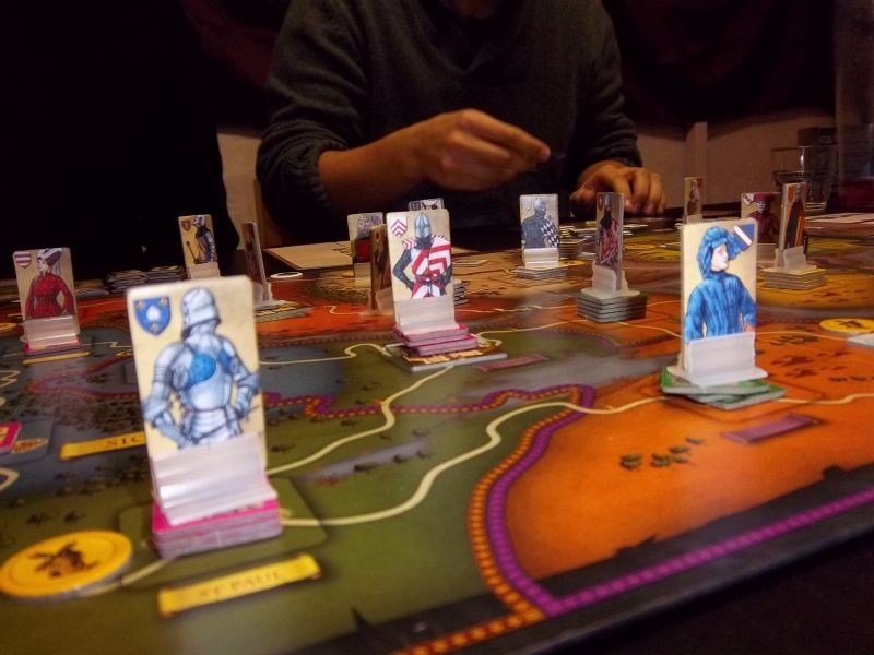 Chez nous, la tension montait et le plateau se remplissait...