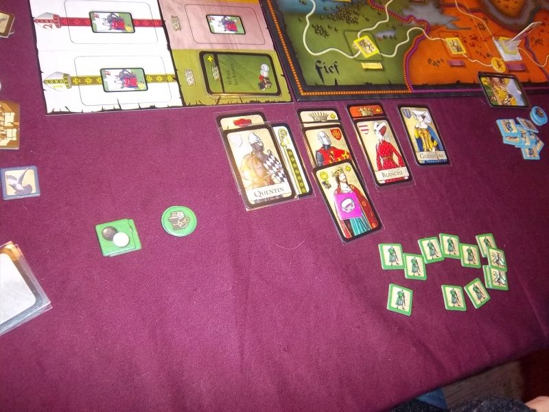 La famille finale de Dame Camille, avec 3 points, Dame Béatrice ayant le 4ième...