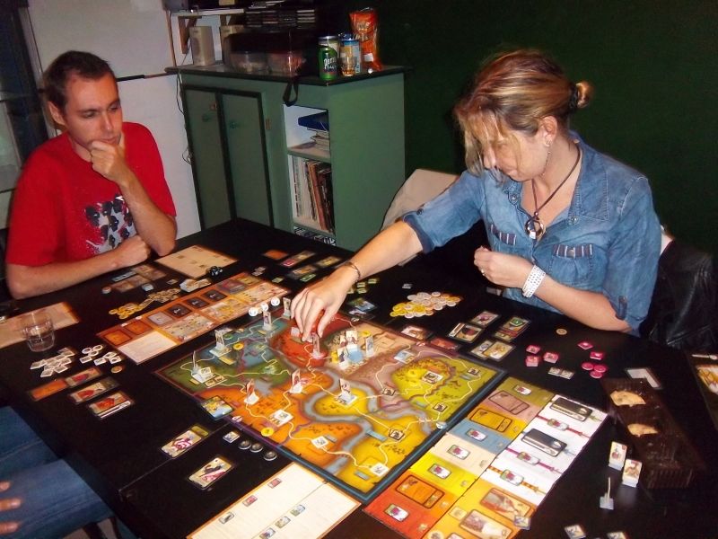 Dame Béatrice en action, sous le regard attentif (inquiet ?) de monsieur Kapitch.